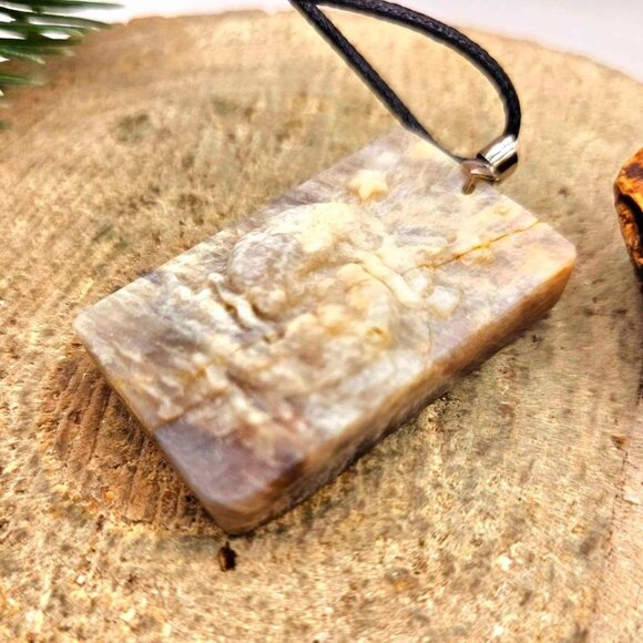 Nature Cream Moonstone Carved Pisces Pendant Necklace - Picture 4 of 9